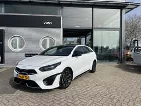 Kia Proceed (2022) thumbnail 2