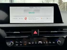 Kia EV6 (2023) thumbnail 15