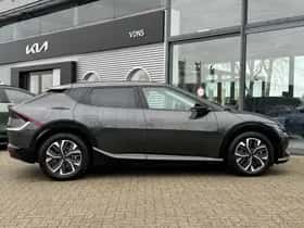 Kia EV6 (2023) thumbnail 5