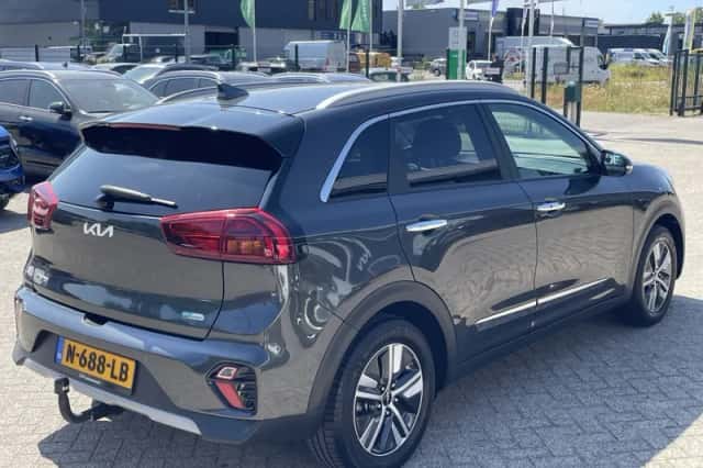 Kia Niro (2021) thumbnail 6