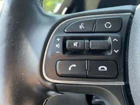 Kia E Niro Niro Ev (2019) thumbnail 14