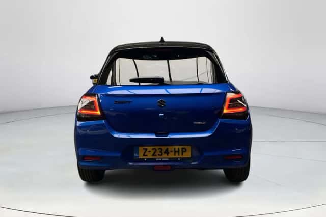 Suzuki Swift (2024) thumbnail 4