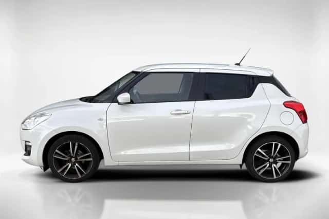 Suzuki Swift (2020) thumbnail 2