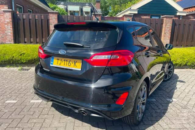 Ford Fiesta (2018) thumbnail 3