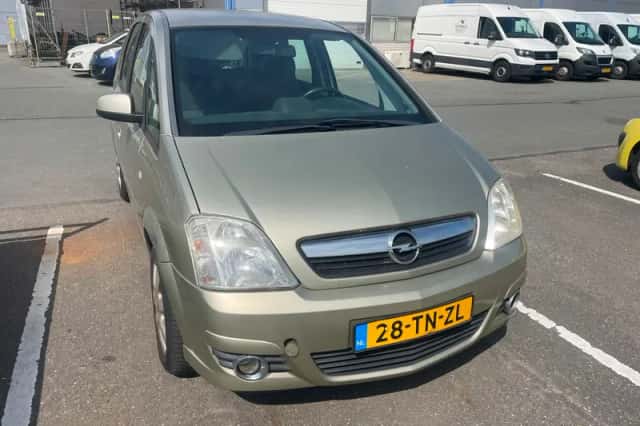 Opel Meriva (2006) thumbnail 2
