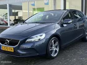 Volvo V40 (2023) thumbnail 13