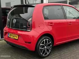 Volkswagen Up! (2017) thumbnail 22