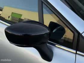 Renault Clio (2018) thumbnail 24
