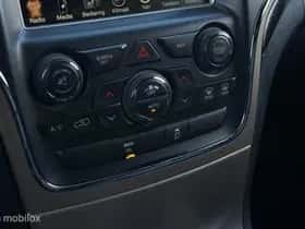 Jeep Grand (2014) thumbnail 30