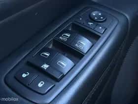 Jeep Grand (2014) thumbnail 35