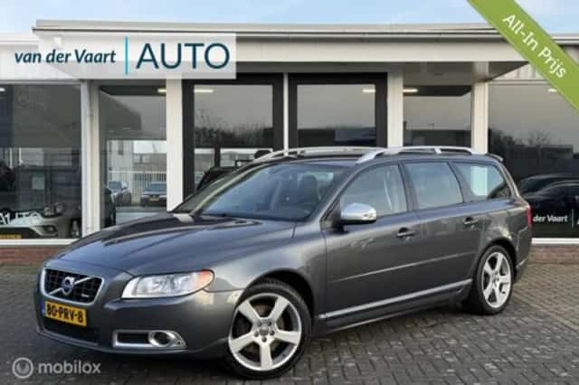 Volvo V70 (2011) thumbnail 1