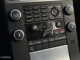Volvo V70 (2011) thumbnail 30
