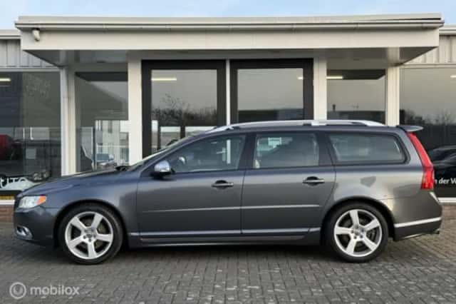 Volvo V70 (2011) thumbnail 4