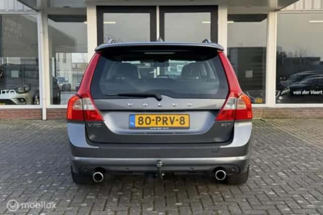 Volvo V70 (2011) thumbnail 6