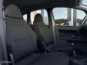 Mitsubishi Colt (2011) thumbnail 25