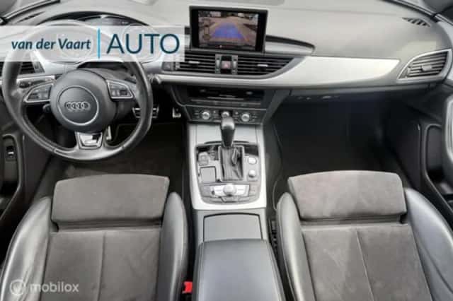 Audi A6 (2020) thumbnail 2