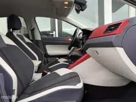 Volkswagen Polo (2018) thumbnail 11
