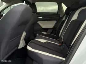 Volkswagen Polo (2018) thumbnail 9