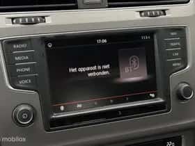 Volkswagen Golf (2015) thumbnail 22