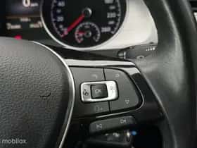 Volkswagen Golf (2015) thumbnail 27
