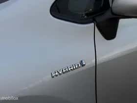 Toyota Auris (2010) thumbnail 30
