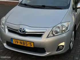 Toyota Auris (2010) thumbnail 35