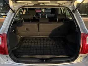 Toyota Auris (2010) thumbnail 37