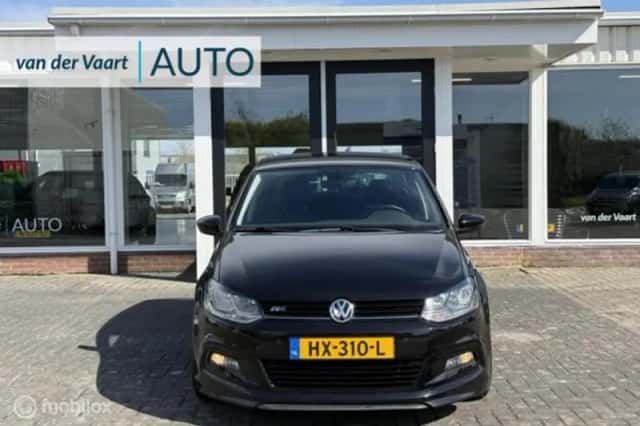 Volkswagen Polo (2016) thumbnail 3