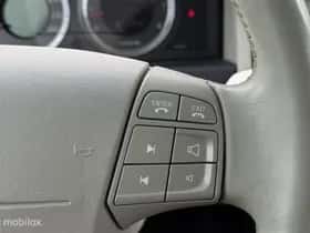 Volvo V70 (2007) thumbnail 26