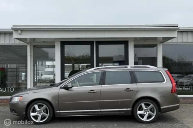 Volvo V70 (2007) thumbnail 4