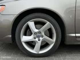 Volvo V70 (2007) thumbnail 37