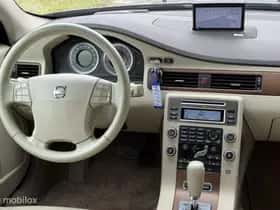 Volvo V70 (2007) thumbnail 38