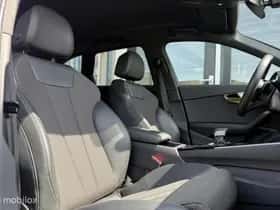 Audi A4 (2022) thumbnail 24