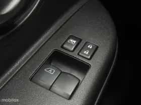Nissan Micra (2011) thumbnail 22