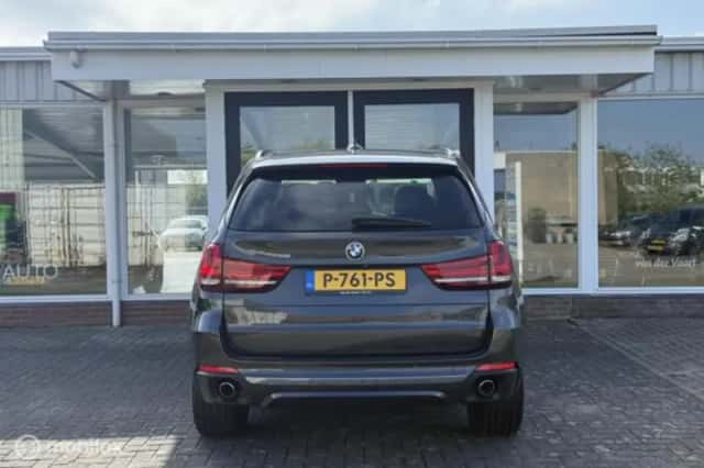 BMW X5 (2022) thumbnail 6