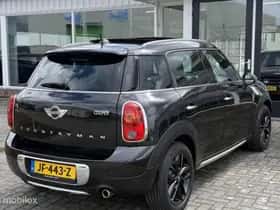 MINI Countryman (2016) thumbnail 13