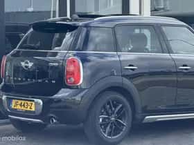 MINI Countryman (2016) thumbnail 24
