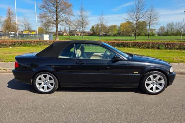 BMW 3-Serie (2002) thumbnail 3