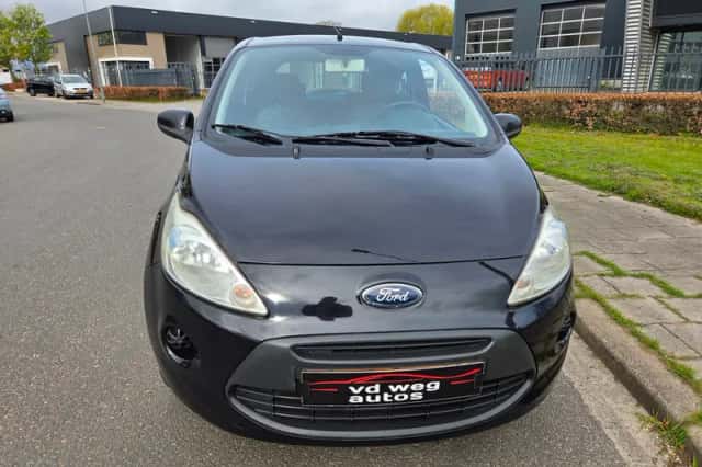 Ford Ka (2010) thumbnail 5