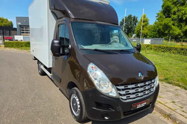 Renault Master (2014) thumbnail 1