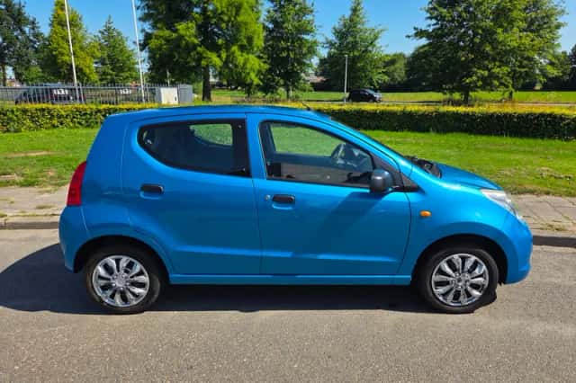 Suzuki Alto (2011) thumbnail 2