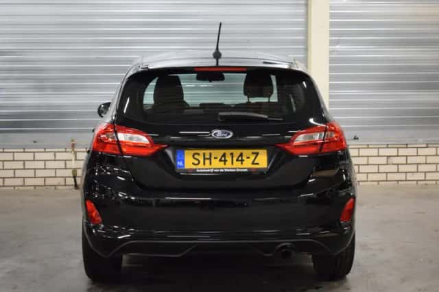 Ford Fiesta (2018) thumbnail 4