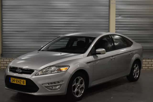 Ford Mondeo (2012) thumbnail 1