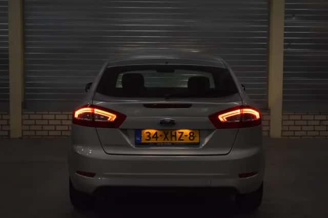 Ford Mondeo (2012) thumbnail 3