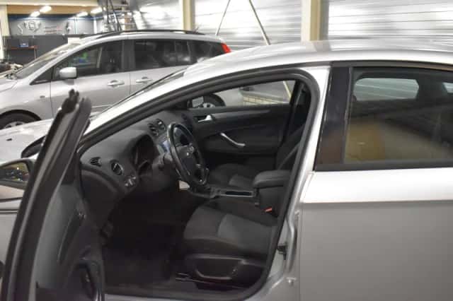 Ford Mondeo (2012) thumbnail 6