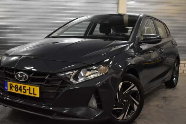 Hyundai i20 (2022) thumbnail 2