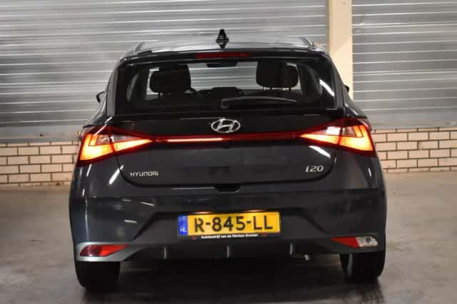 Hyundai i20 (2022) thumbnail 4