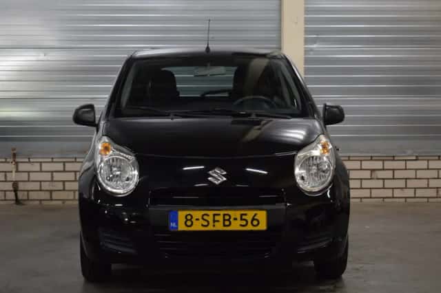 Suzuki Alto (2013) thumbnail 3