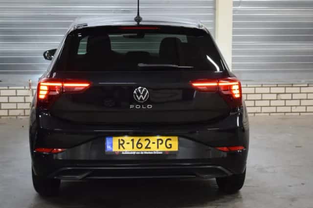Volkswagen Polo (2022) thumbnail 4