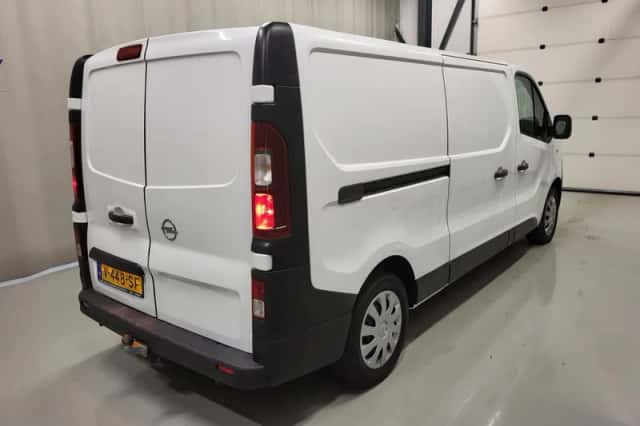 Opel Vivaro (2018) thumbnail 3